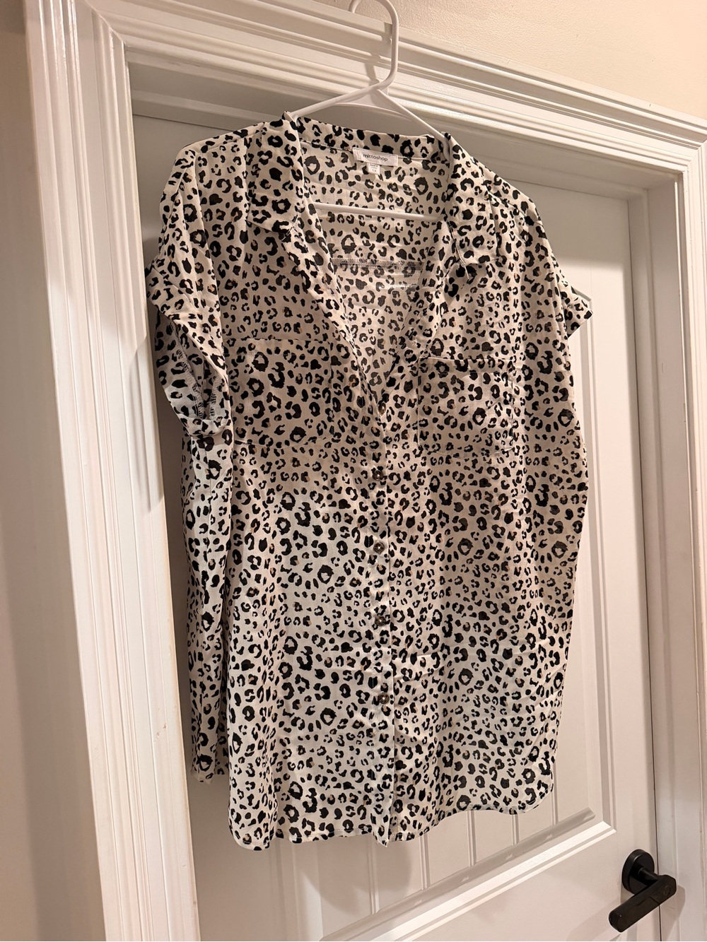 mittoshop Beige and Black Leopard Button-Down Blouse
